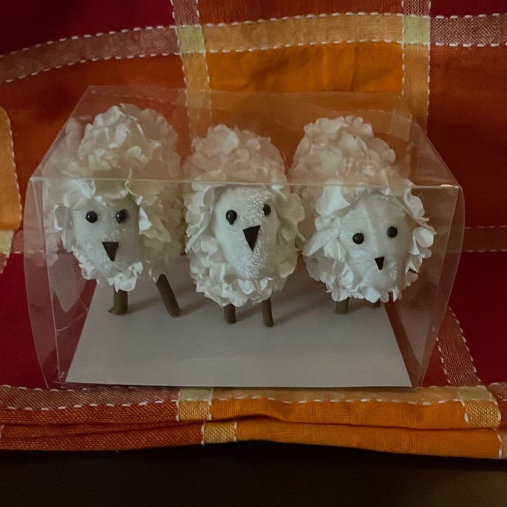 Decorative Sheep Figurines!